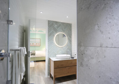 Sanddrif Pool Cottage Bathroom